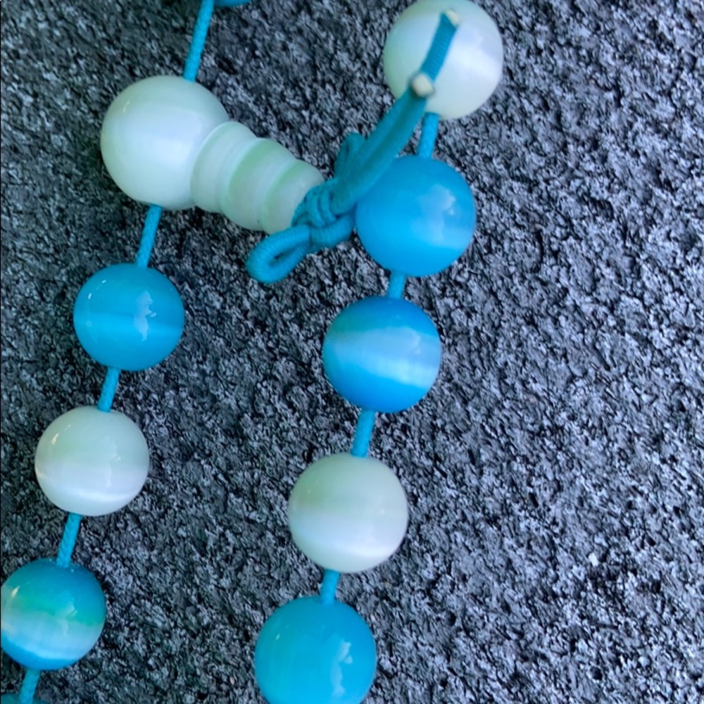 Stretchy Bead Bracelet - Picture 3 of 3